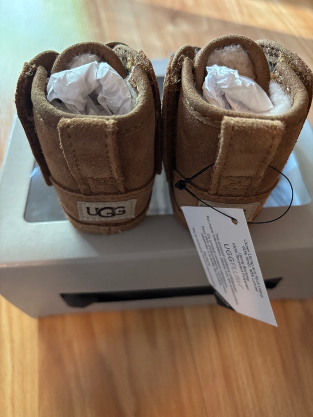 NWT UGG baby Neumel boots in the chestnut